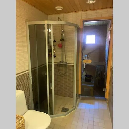 Luxus House With Sauna Nearby Airport Lägenhet